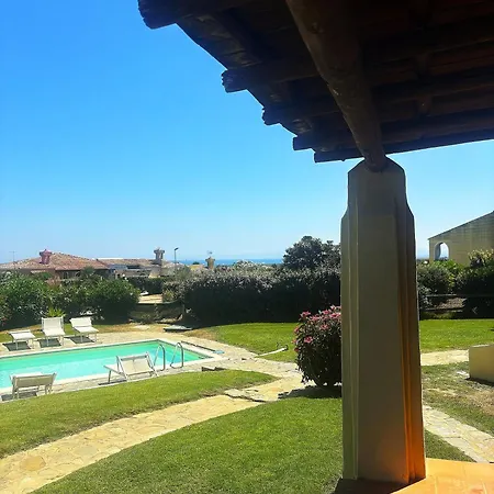 Claudia, Piscina Privata *