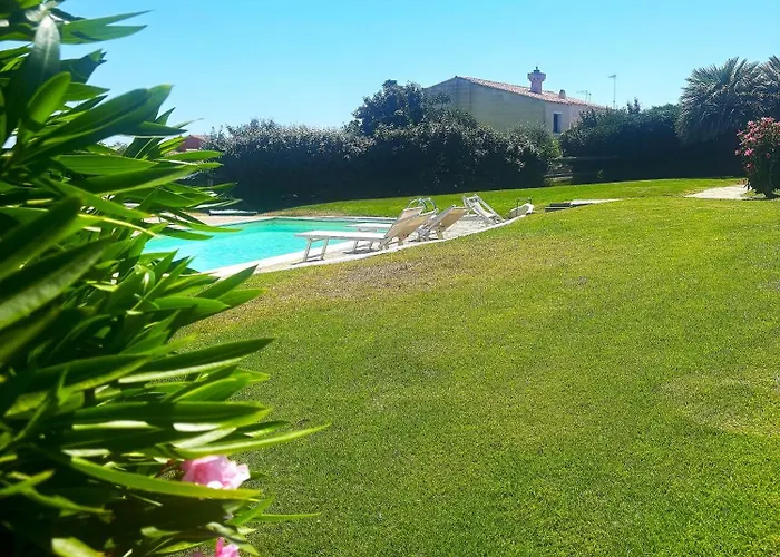 Villa Claudia, Piscina Privata Stintino